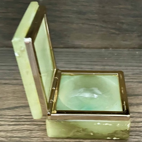 Alabaster Trinket Box - Picture 5 of 7